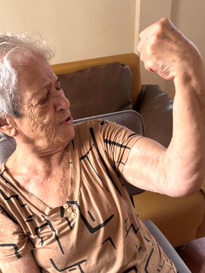 Dona Celita, aluna da Valqu&iacute;ria